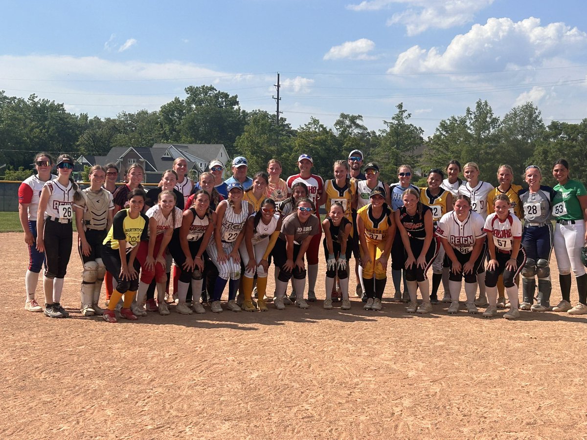 atuminello13's tweet photo. I had a lot of fun at the Elmhurst University Prospect Camp on Monday!  Learned a lot at  all  3 sessions (pitching , hitting and fielding ).  Thank you to all the coaches and to Elmhurst University for hosting! https://t.co/zwHzBcyXYV