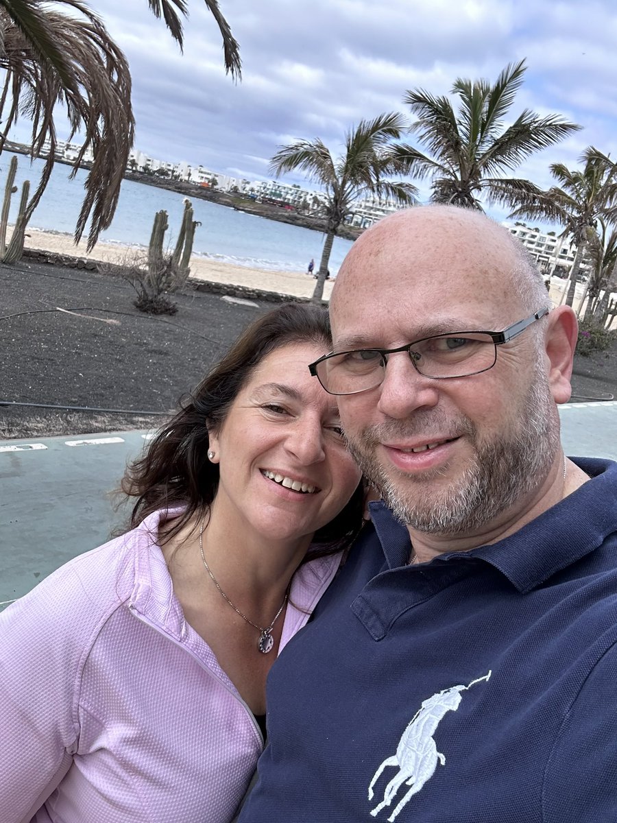 julpodN10's tweet image. 30 years ago we became Mr &amp;amp; Mrs Livingstone.. the Julia and Julian bit still causes confusion.. nice to share an anniversary with @Melia_Rewards @Paradisus
