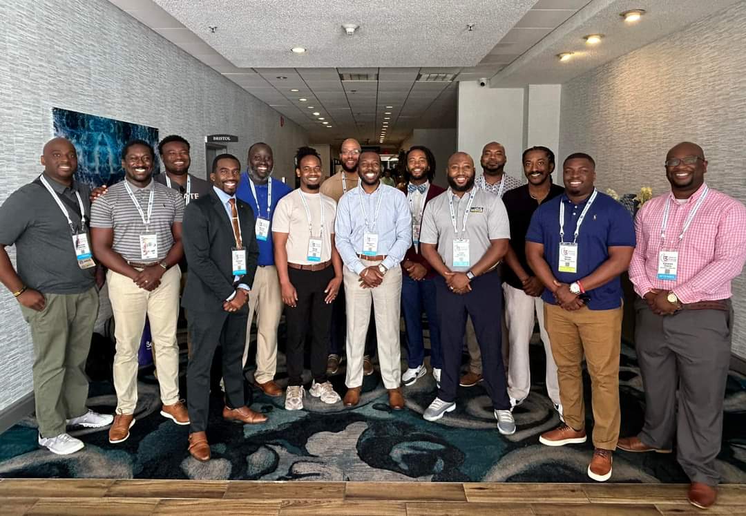 There are no words to describe the bond of a MiSTER. We may not talk everyday, but when we link up it's like we never skipped a beat. I'm forever grateful for the opportunity to lead, shape and positively impact our students and communities. #CallMeMiSTER #20YearsStrong