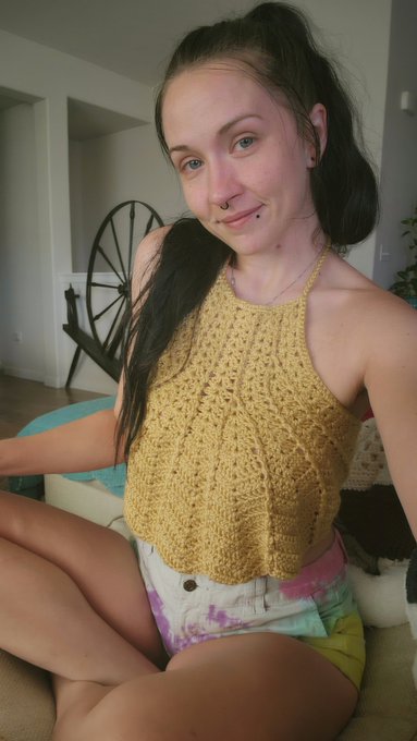 I need someone to buy me more yarn 💛💛 https://t.co/sAfUqZ9bMQ