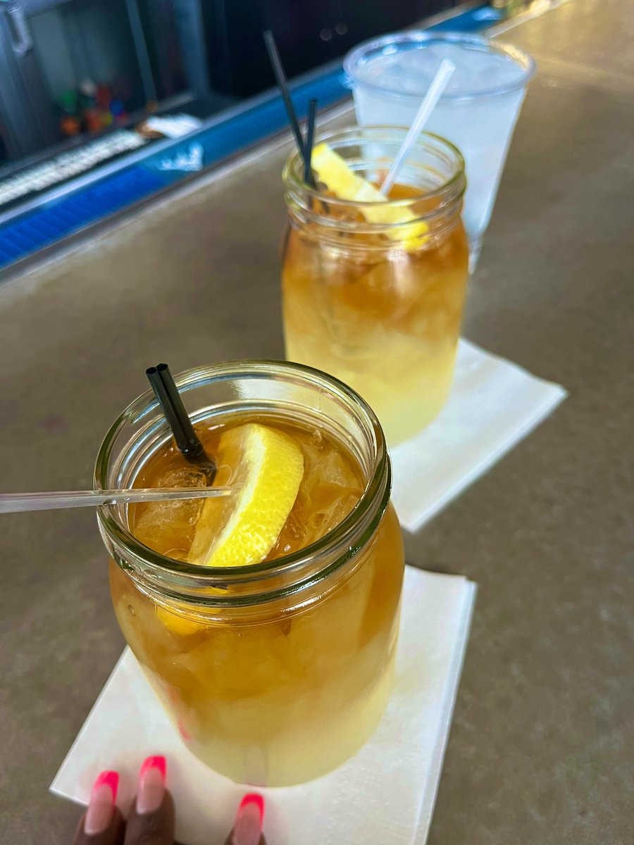 CELEBRATING FREEDOM WITH CHICKEN &amp; WAFFLES AND HENNY DROPS 🥃🧇🍗

HAPPY JUNETEENTH YALL‼️

PLEASE TAG A BLACK CREATOR BELOW TO SHOW THEM SOME LOVE TODAY 💚

#juneteenth #kickcommunity