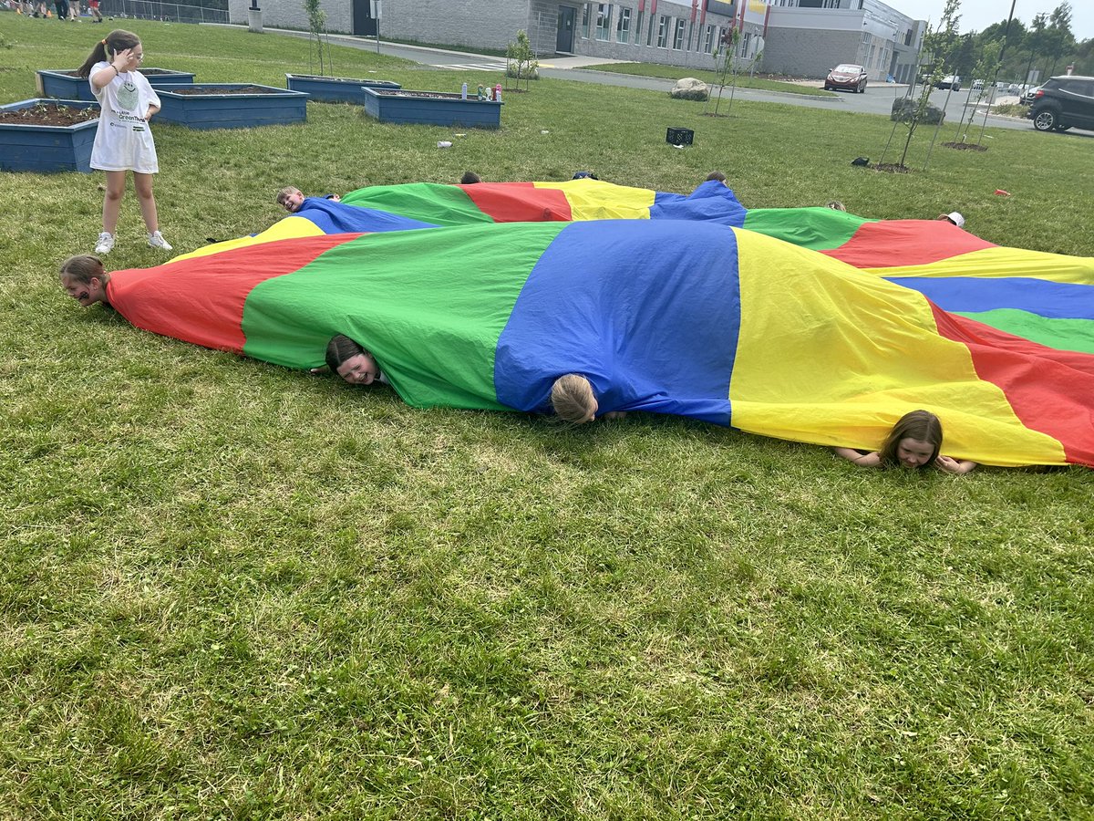 msheatherivey's tweet photo. Another day of fun in four! Had to highlight this parachute game as I couldn’t stop laughing. They are the greatest bunch for all the silliness! @AdmiralsAcad_NL https://t.co/JKpYe6z1d0