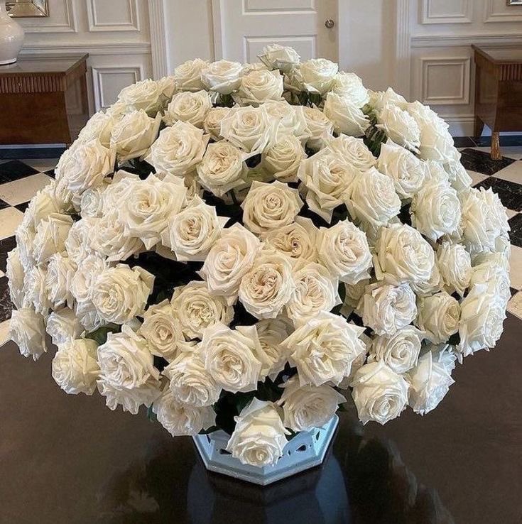 glamorousdivalu's tweet photo. https://t.co/QNGtNuXXVc
