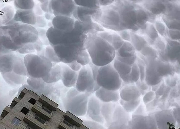 DrJeringas's tweet photo. Como cuando le sacan una placa de abdomen al cielo. https://t.co/Lh1BT2V2GD