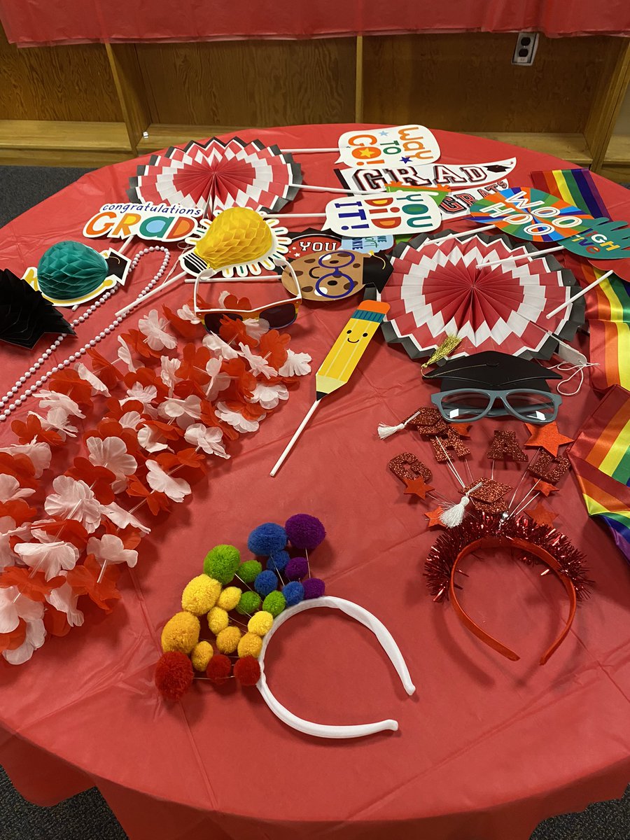 Beautiful evening <a href="/GHS/">Global Health Strategies</a>. First Lodge Community grad with 8 graduates. <a href="/OCDSB/">OCDSB</a> #myjobrocks