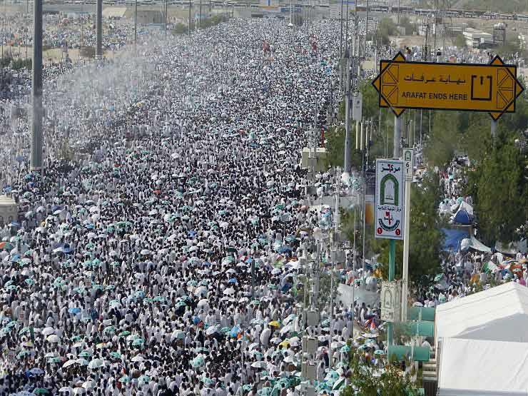 alrotayyan's tweet photo. حتى وان كنت لا تحب #السعودية لأي سبب!
عندما ترى نجاحها العظيم بإدارة ملايين البشر (في زمان محدود ومكان محدد) من الانصاف أن تقول لها: شكرا🇸🇦

فإن منعتك «حساباتك» ومواقفك من الثناء
فليمنعك الحياء عن الهجاء
والبحث عن نقطة سوداء
وسط كل هذا البياض!

#الشرفاء_العرب
#نجاح_موسم_الحج_١٤٤٥ https://t.co/Iu1DdvLqVo