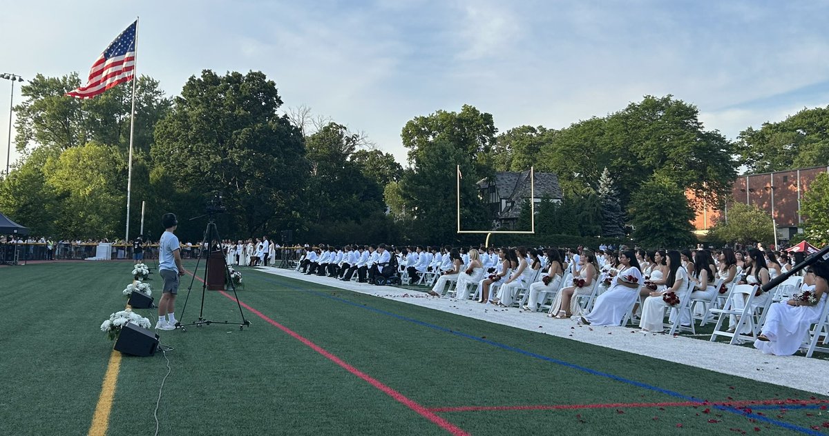 07541_Manager's tweet photo. Congratulations to the Ridgewood High School Class of 2024!  Truly a beautiful commencement.  Your community wishes you much success in your future endeavors!  #RPS #ClassOf2024 #RidgewoodNJ https://t.co/7oEC7MrziK