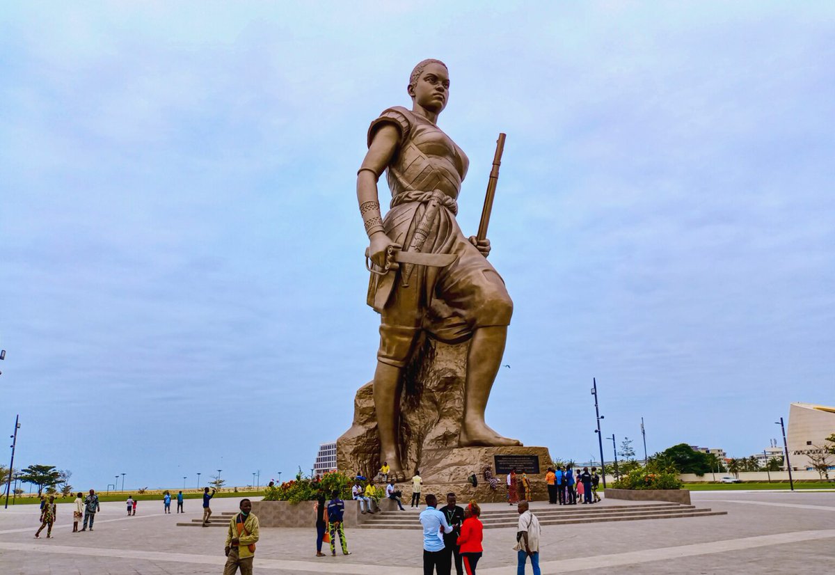 micky_thegeek's tweet photo. Day 16. Letter P. Inspired by the Statue of Dahomey Amazon in Cotonou, Benin. It represents the Agojie, the all-female combat brigade in the Kingdom of Dahomey (in today's Benin, West Africa) which was active from the 17th to the late 19th century. #TypeAfrik36Days #fontstyle https://t.co/MPrCFOOSbA
