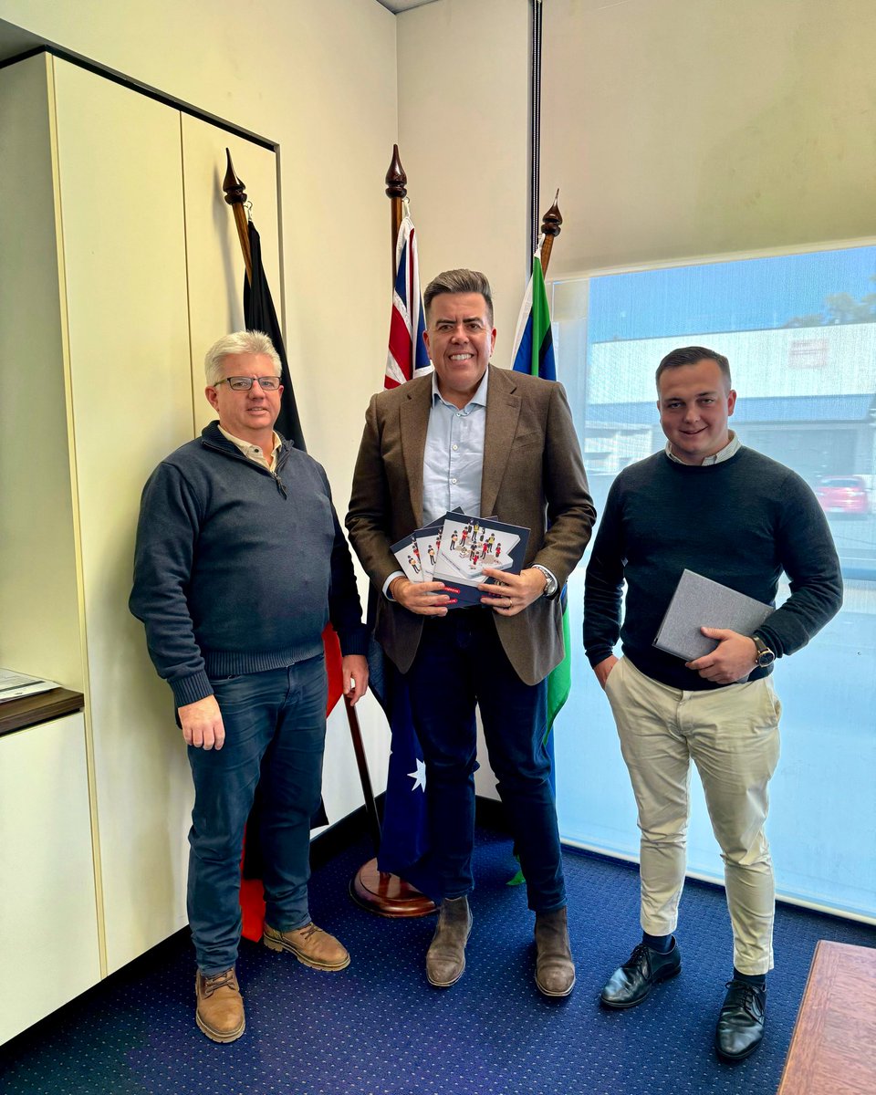 Yesterday I had a wonderful meeting with Rapid Relief team members Brian &amp; Brodie to hear about the amazing work they do to deliver hope and relief to people across the globe in times of need. 🫶
<a href="/RRT_AU/">Rapid Relief Team AU</a>