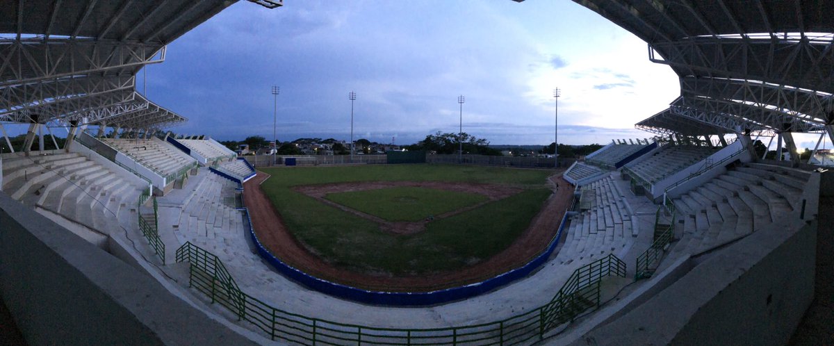 Alfsierra20's tweet photo. Estadio 20 de Enero en sincelejo, un nuevo templo de nuestro béisbol en Colombia.

#ILiveforThis⚾️ https://t.co/Gn8RSUGZeg