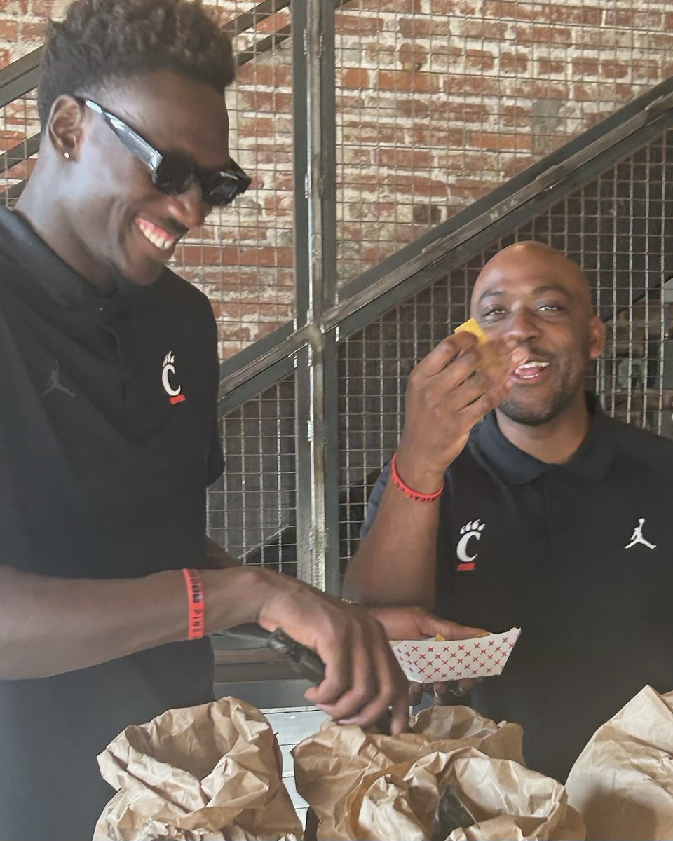 Cincinnati Men’s Hoops tweet media