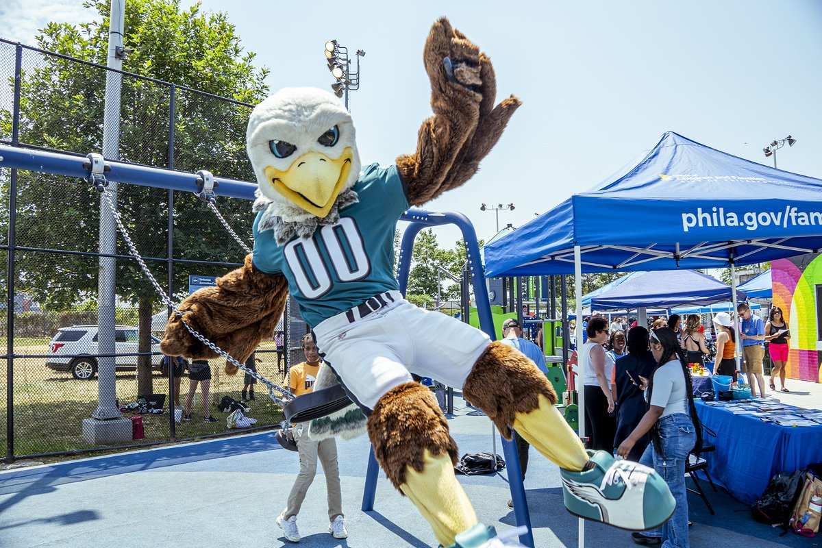 Philadelphia Parks & Recreation tweet media