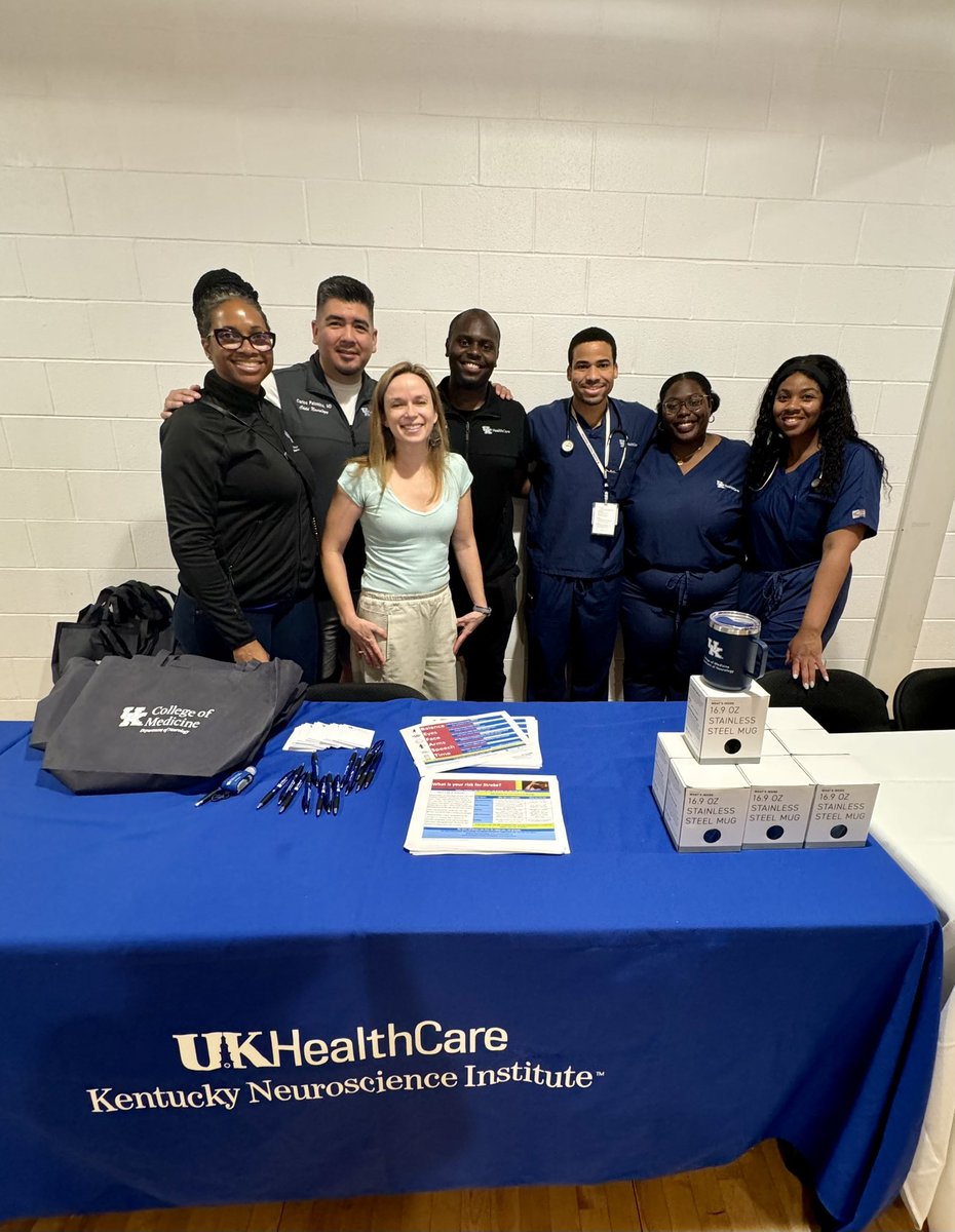 ImaEbongMD's tweet photo. We honored the #Juneteenth holiday by serving our community. It was our pleasure to promote brain 🧠 health within our community, as stroke and its risk factors disproportionately affect African-Americans. Thank you @NeuroUky @UKSBCoA @UKCOMSNMA https://t.co/41JedUJr1Q