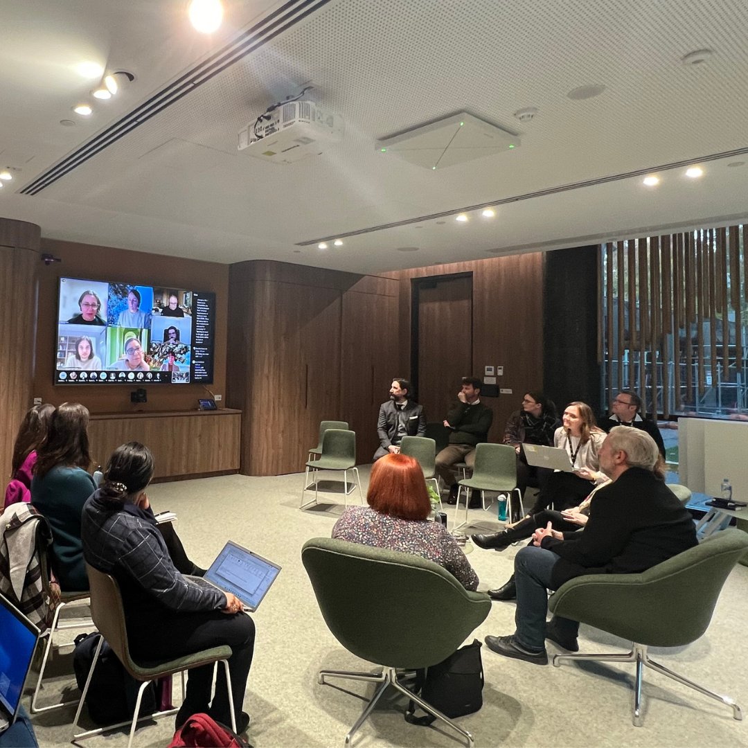 We were so pleased to welcome A/Prof. @jasonmlodge (@HASSUQ <a href="/UQ_News/">UQ News</a>) at <a href="/UNSW/">UNSW</a>'s Teaching Commons on Tue for a conversation about #AI and #assessment. Thank you to A/Prof. <a href="/LynnGribble/">Lynn Gribble</a> and Prof. <a href="/CarolOliver/">Carol Ann Oliver</a> from EF AI Community of Practice for hosting the session. 💬🤖