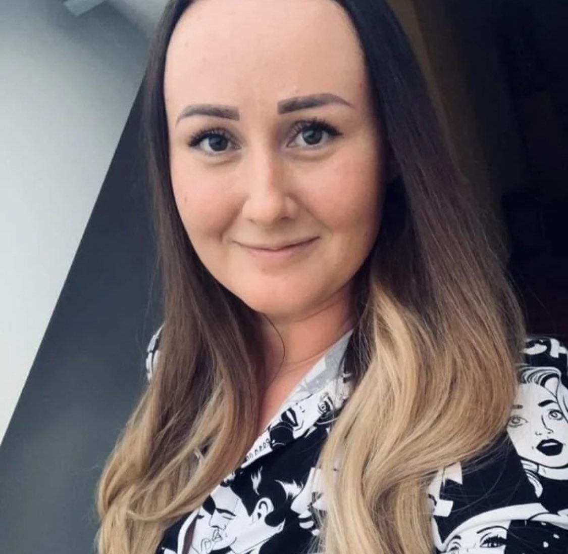 evaliefste's tweet image. Ik heb zin om geslingerd te worden door alle kanten van de kamer