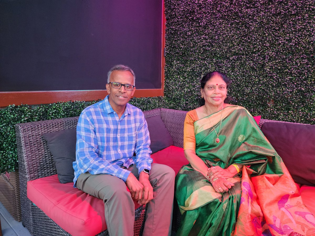 FetnaP50637's tweet photo. Met Leela Market at an event in NY. Good luck to her at FOKANA. https://t.co/xzQJ7Y7kdl