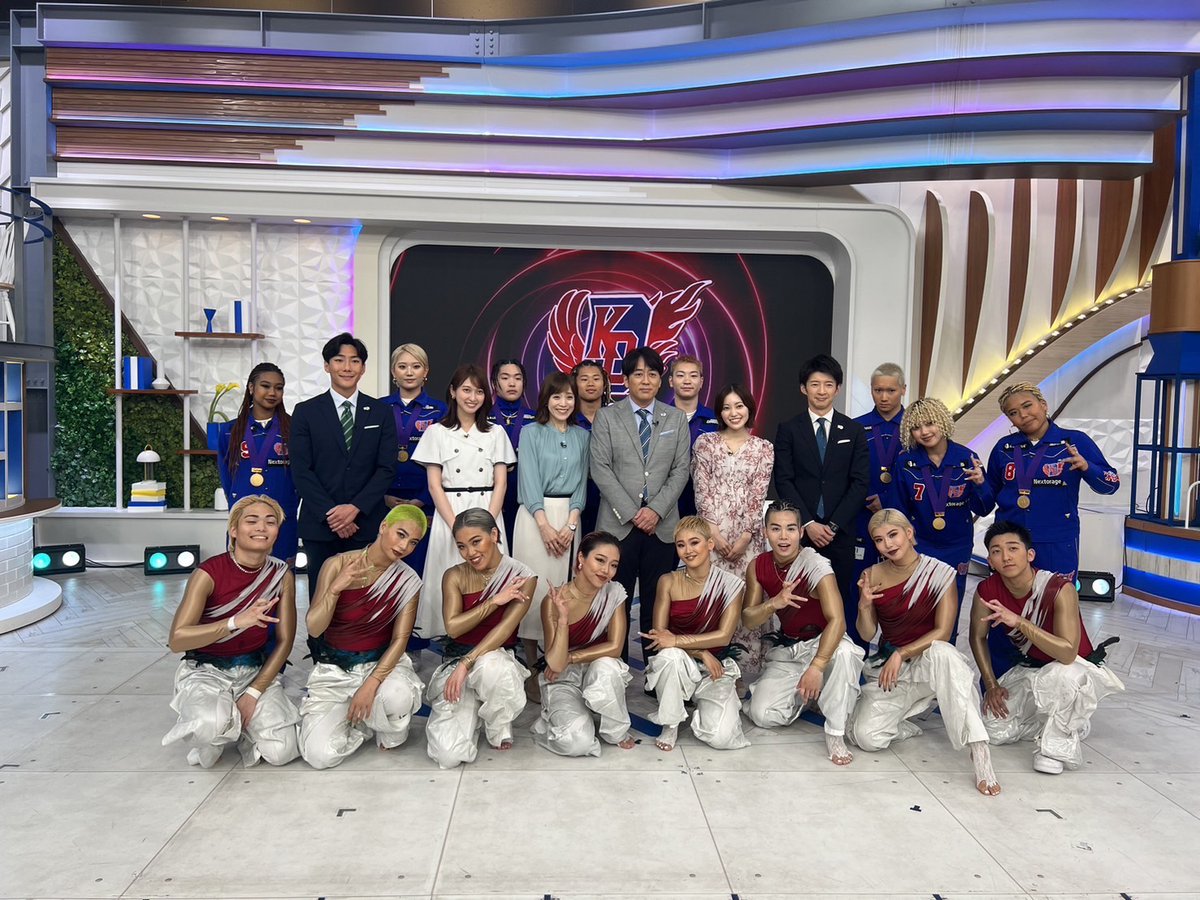 【公式】Dリーグ (プロダンスリーグ) (@dleague_jp) on Twitter photo TBSテレビ【THE TIME,】
#Dリーグ 特集はどうでしたか?🤩
#KADOKAWADREAMS がCHAMPIONSHIP 2nd SEMI FINAL MATCHで披露した「花鳥風月」をスタジオで生パフォーマンスしました!
朝早くからご覧いただき、ありがとうございました🔥
#thetime_tbs
<a href="/THETIME_TBS/">TBS『THE TIME, 』</a>
<a href="/kadokawa_dreams/">KADOKAWA DREAMS(カドカワドリームズ)</a> TBSテレビ【THE TIME,】
#Dリーグ 特集はどうでしたか?🤩
#KADOKAWADREAMS がCHAMPIONSHIP 2nd SEMI FINAL MATCHで披露した「花鳥風月」をスタジオで生パフォーマンスしました!
朝早くからご覧いただき、ありがとうございました🔥
#thetime_tbs
<a href="/THETIME_TBS/">TBS『THE TIME, 』</a>
<a href="/kadokawa_dreams/">KADOKAWA DREAMS(カドカワドリームズ)</a>