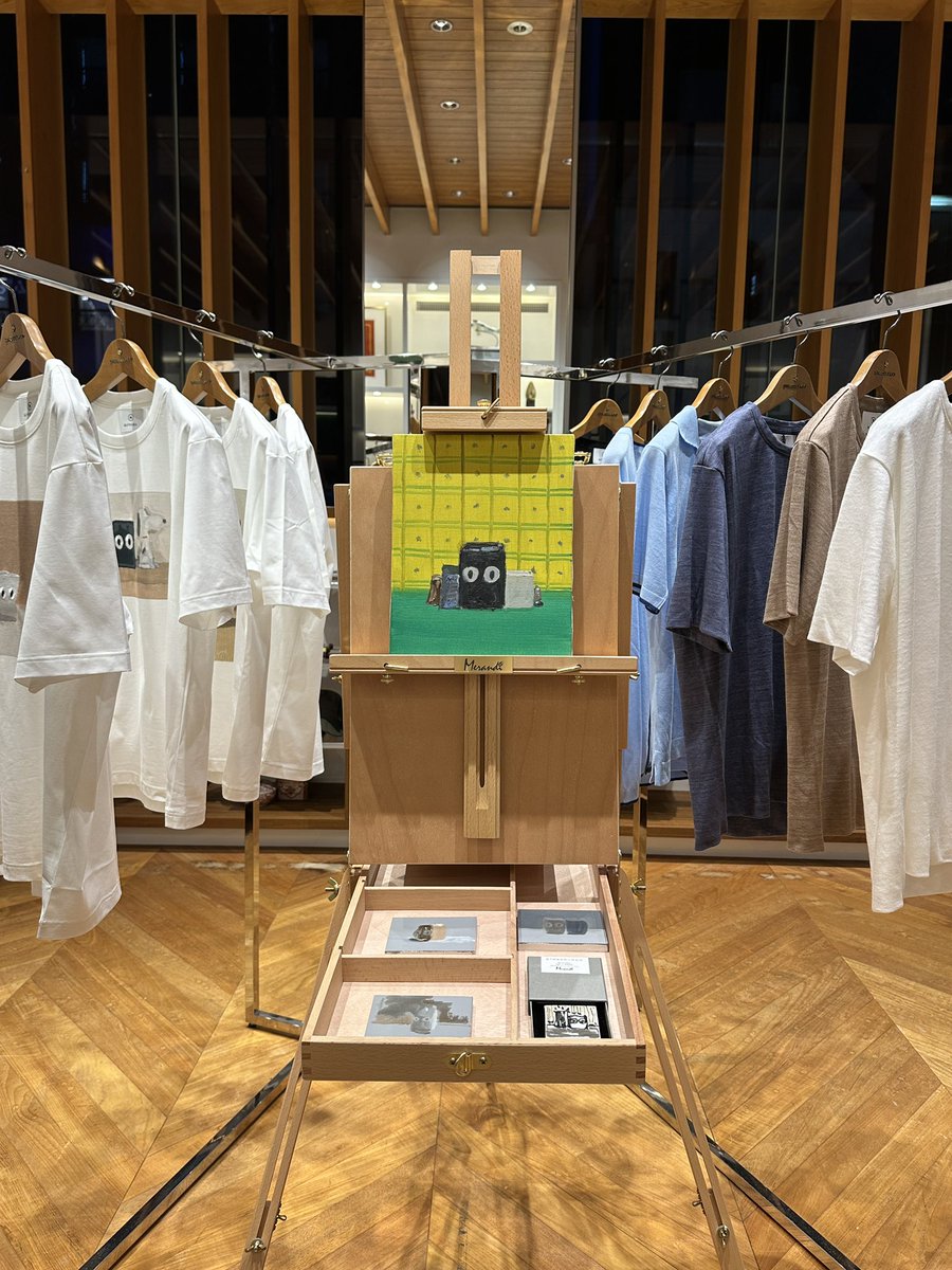 POETIC_SCAPE's tweet photo. Hiroshi Nomura Merandi ART T-SHIRTSのストラスブルゴ 銀座店 ポップアップショップが本日6/20スタートします!2020年POETIC SCAPEでの個展で完売したMerandiの新作も展示販売されます。なおT-shirtはもちろん作品もご購入後、その場でお持ち帰り頂けます。ぜひお早めにご来場ください!#Merandi https://t.co/RcRUebOZQJ