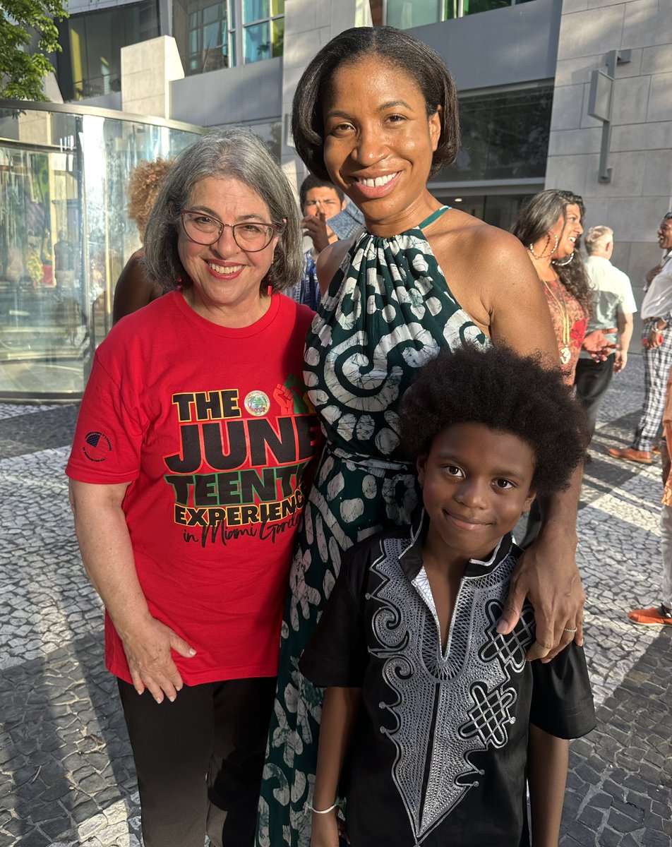 City Manager tweet media