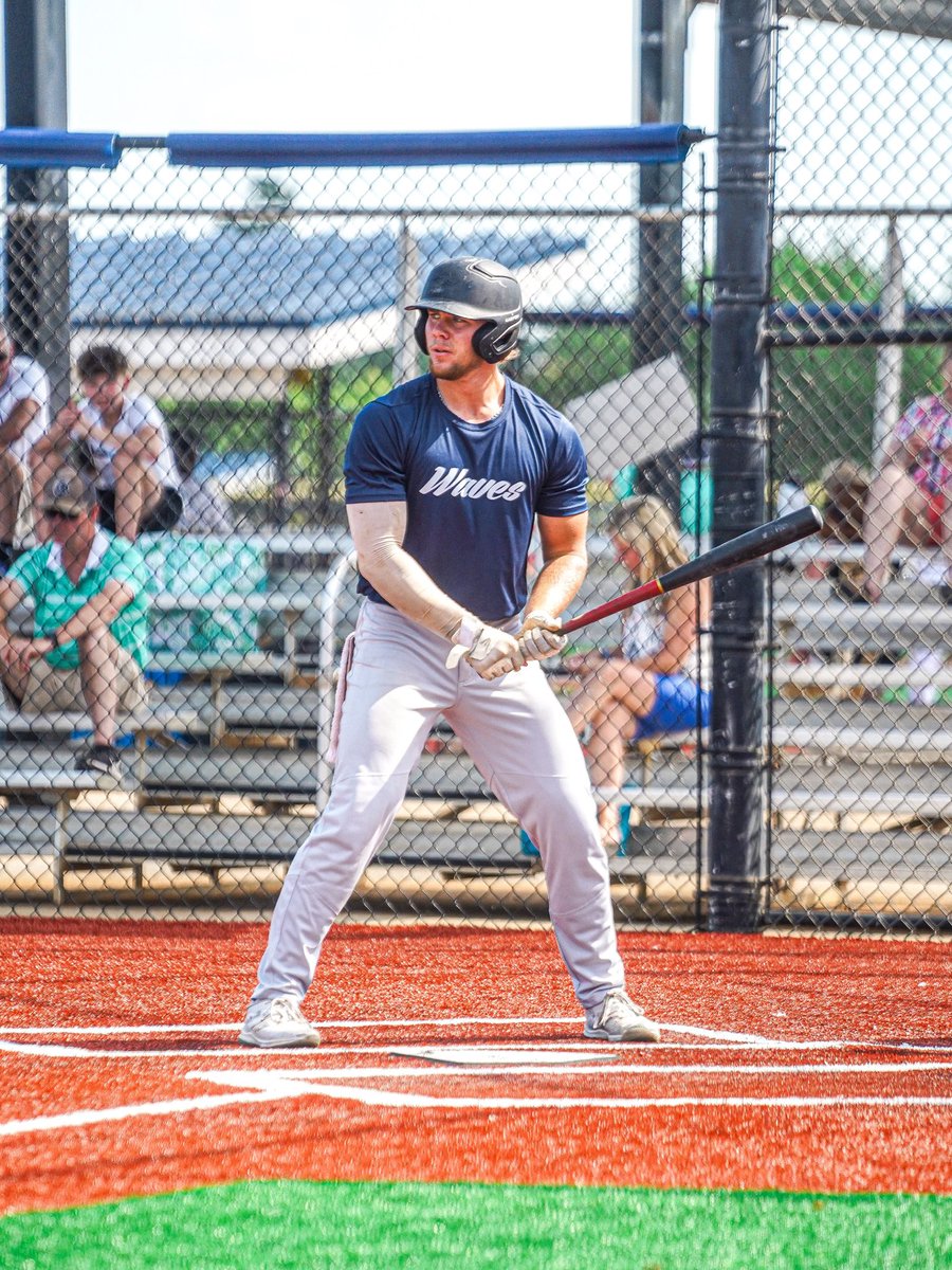🌊Waves explode for first round 11-3⚾️
Hess 3-4 Single, Double, Triple
Stennett with double to put it away
🔥 Azzara CG 9ks