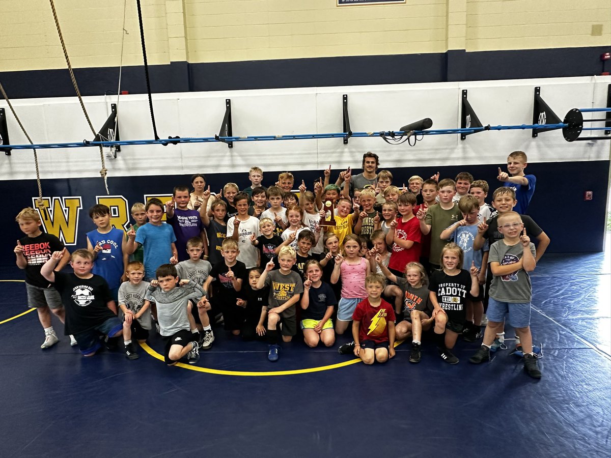 First day of our sold out premier camps and youth camp! Huge shoutout to Eau Claire North Head Women’s Coach Kaleigh Herrick for working with our first ever Girls Only Premier Camp. 

Still time to sign up for high school boys Premier Camp II next week!