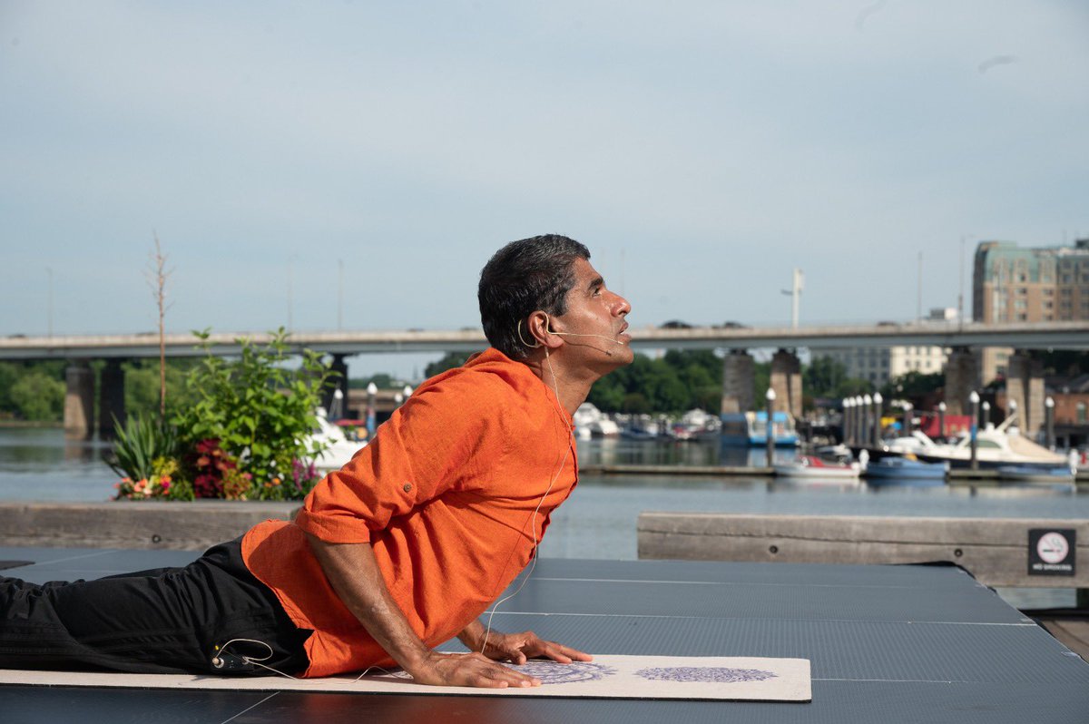 IndianEmbassyUS's tweet photo. #InternationalYogaDay2024 celebrated by the @IndianembassyUS at the picturesque and serene Wharf in Washington. Various community organisations participated enthusiastically in the Yoga and meditation session. 🧘‍♂️ https://t.co/rxebfS9mKa