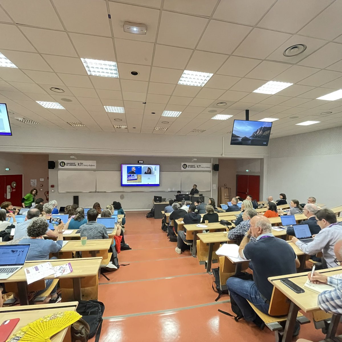Grâce à l’<a href="/IUT2Grenoble/">IUT2 Grenoble</a>, Je suis à @IUTNancyBrabois car ils organisent les journées pédagogique et professionnalisation. 👉🏻Nous échangeons sur des sujets majeurs et interessants. Merci à toutes les équipes pour votre accueil et à l’<a href="/ADIUTofficiel/">Assemblée des Directeurs d'IUT - ADIUT</a>  pour ces moments stratégiques.