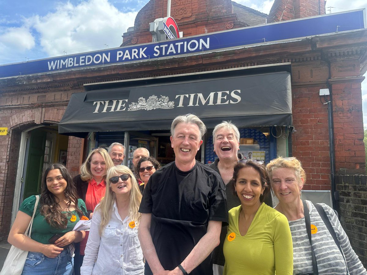 Yesterday, we were lucky to have <a href="/munirawilson/">Munira Wilson 🇺🇦</a> join us on the doorsteps. We had a fantastic reception - people in Wimbledon are fed up of this government being taken for granted and know the only way to get rid of the Conservatives is to vote Lib Dem for <a href="/PaulKohlerSW19/">Paul Kohler🔶MP for Wimbledon</a>.