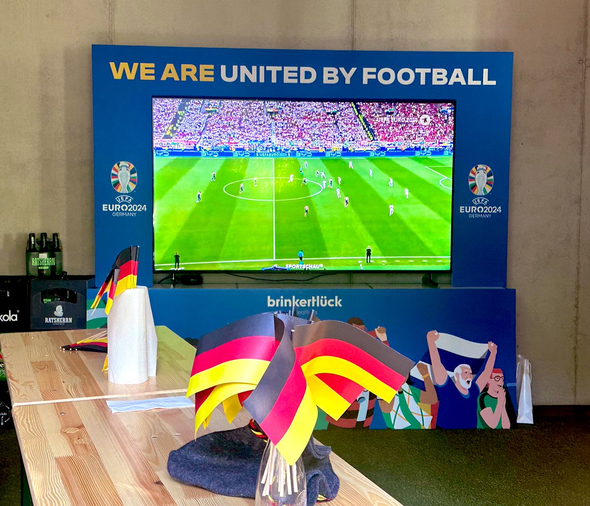 EM-Studio <a href="/brinkertlueck/">brinkertlück</a>. #UnitedByFootball @EURO2024