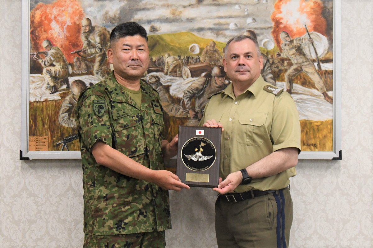 ポーランド共和国軍参謀総長の第1空挺団訪問】 #第1空挺団 は、6月20