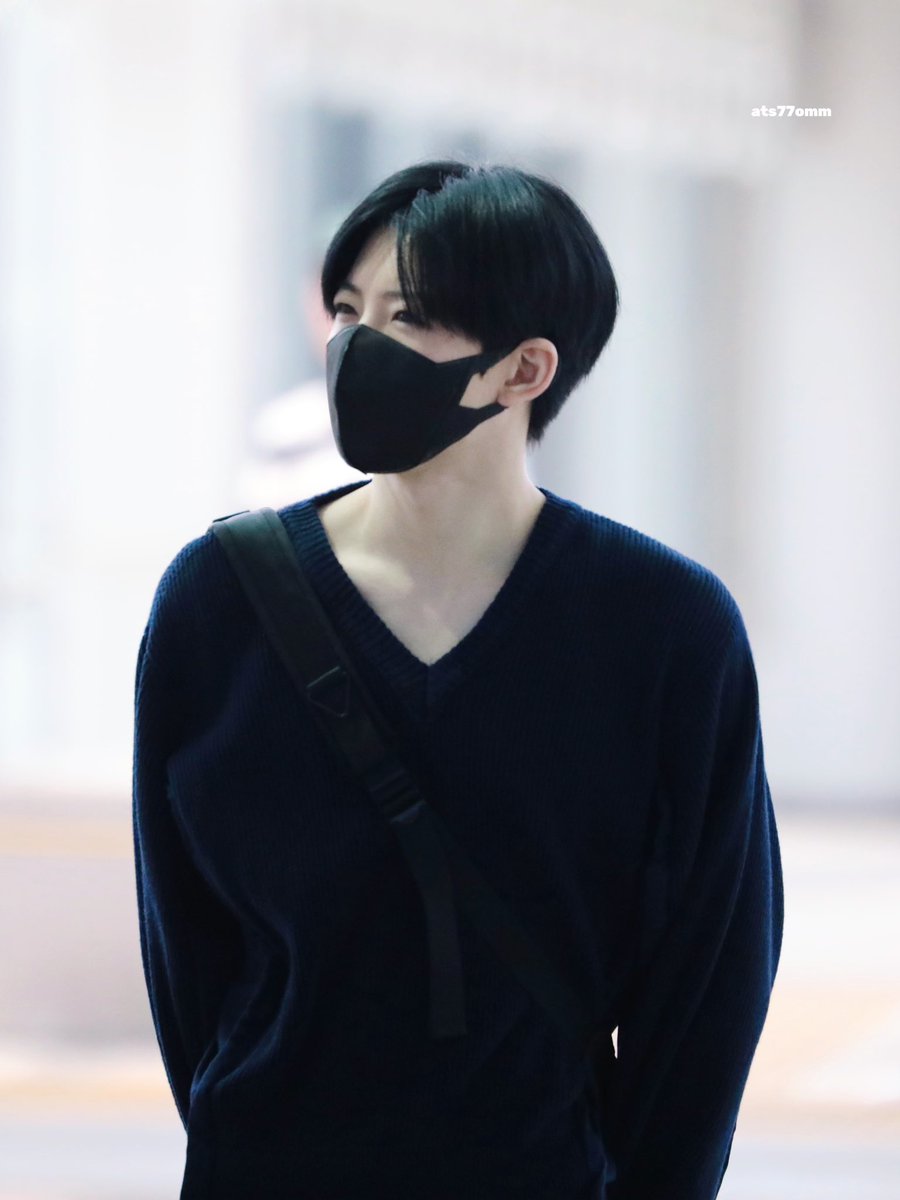 키키 tweet media