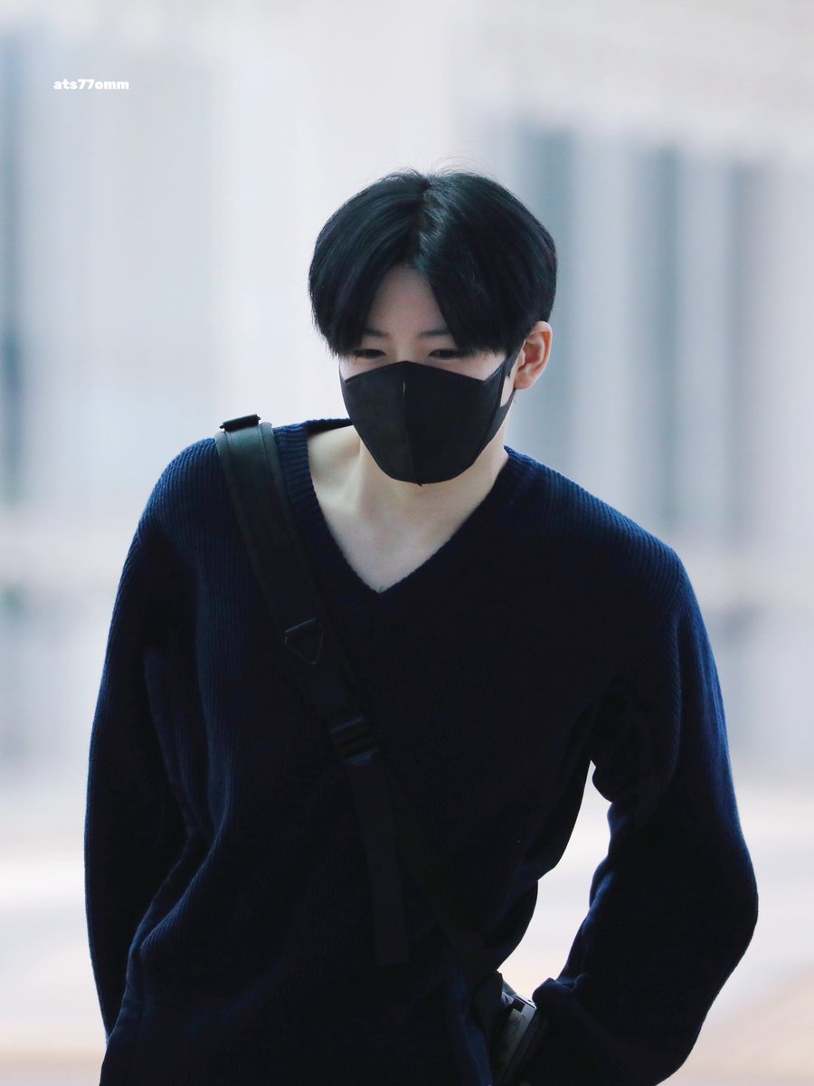 키키 tweet media
