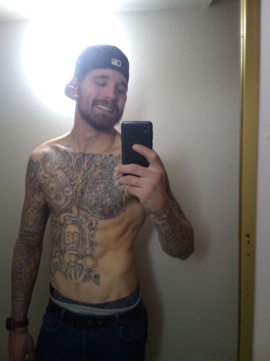 JamesLowesXXX tweet media