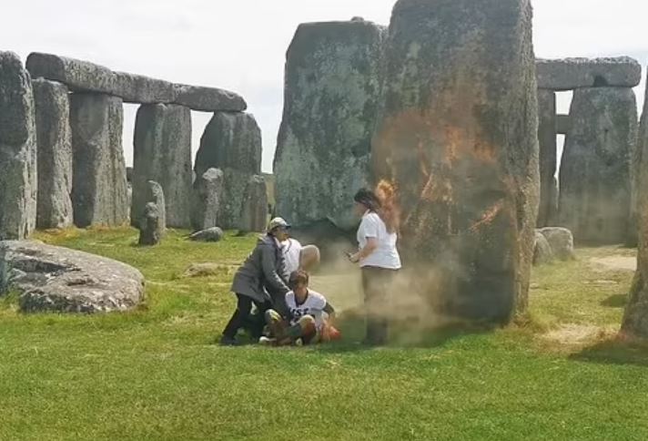 Stonehenge U.K tweet media