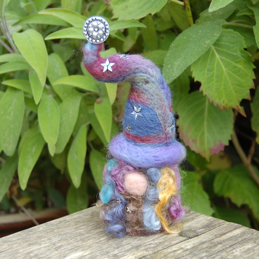 Yorkshireharec1's tweet image. Northern Lights gnome - Tomte Gonk Totem - Folksy folksy.com/items/8353676-… #newonfolksy 

#gome #tomte #northernlights
