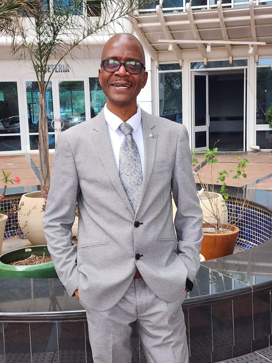 The Ministry of Health is doing everything possible to prevent the monkeypox virus from spreading into Botswana.
 
This announcement comes after South Africa recorded nearly 10 cases of Mpox in recent days.

#MoreTalkMoreMusic