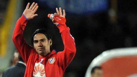 Últimos detalles y en las próximas horas será anunciado Radamel Falcao como nuevo jugador de Millonarios. 

La presentación será en el Nemesio Camacho El Campín, preparan detalles y logística del mismo.