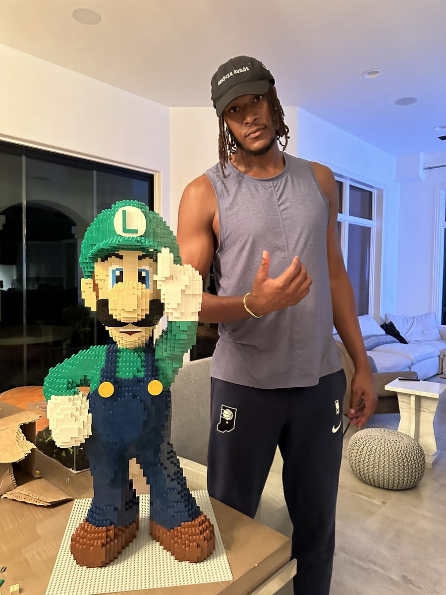 Myles Turner tweet media