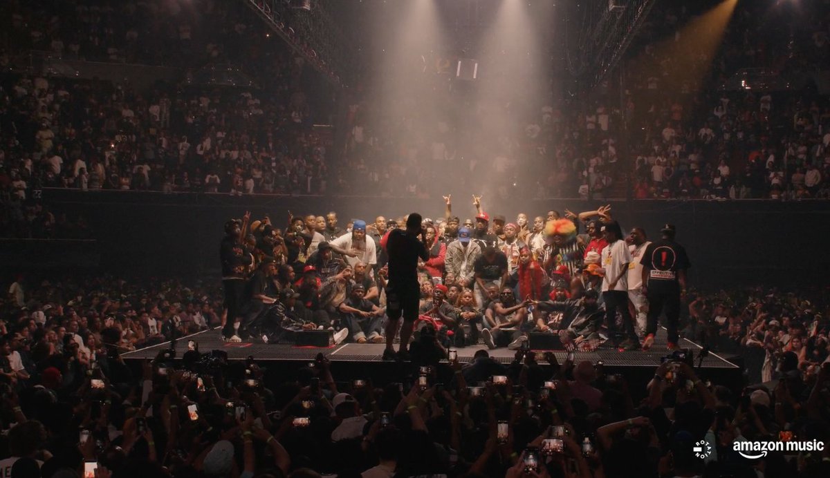 BrandonKitchin's tweet photo. Kendrick Lamar already has a Pulitzer Prize. It's time we start talking about a Nobel Peace Prize cause what he just here is legendary. https://t.co/oEMyodk3ms
