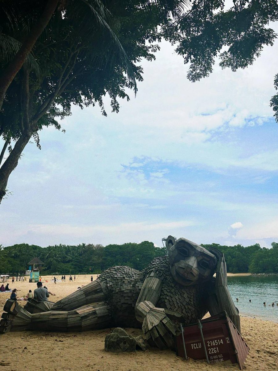 Exploring  the ⳿cultural ᱸtreasures ⳿of ᠎Sentosa's  Heritage ⬝Gardens ​and ⬝loving ᱸevery ﾞmoment ⬝of it! ​🌺🌿 ‍#CulturalExploration ﾞ#SentosaIsland #Singapore