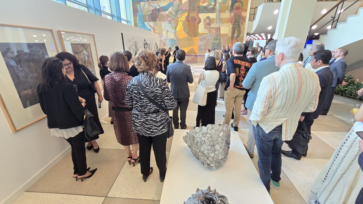 UruguayONU's tweet photo. Lugar: Kuwait Room, ingreso al edificio de ONU. Gracias a los excepcionales  artistas uruguayos  Rimer Cardillo y Vicky Barranguet, y la especial participación de Patricia Bentancur. https://t.co/SbezCmpxmi