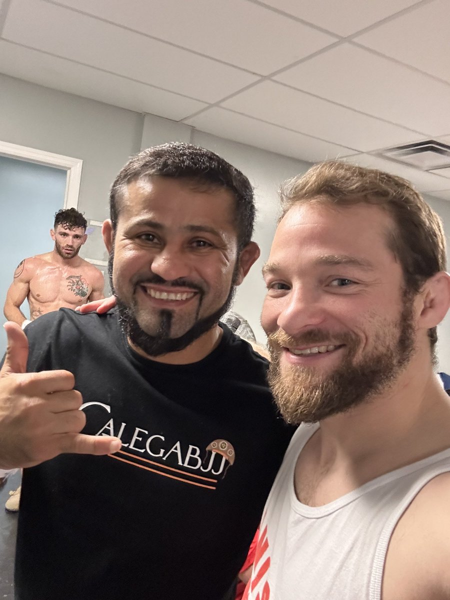 Ran into former nemesis, <a href="/JussierFormiga/">JussierFormigaUFC</a> last weekend <a href="/CFFCMMA/">Cage Fury Fighting Championships (CFFC)</a> …