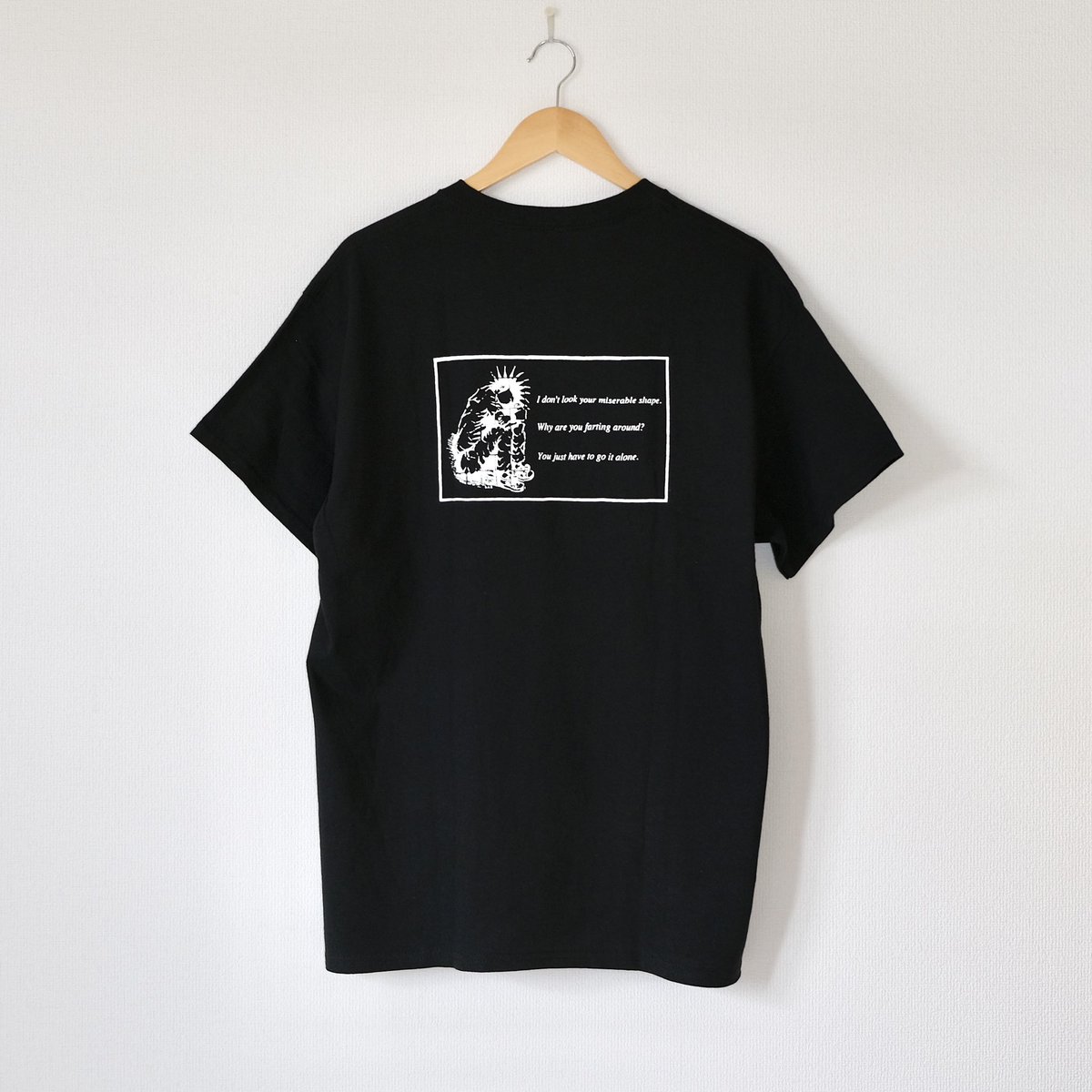 🎤🥁🎸🎷🔈『CREW』Volume1 発刊記念として作成された復刻Tシャツを6/20（木）12:00から数量限定にて『CREW』復刻Tシャツ販売スタート
販売先:KYRA/SALAD DAYS CLUB web サイトkyra.jp/?mode=cate&cbi…
販売価格：各3500円（税込）　#crewmagazine