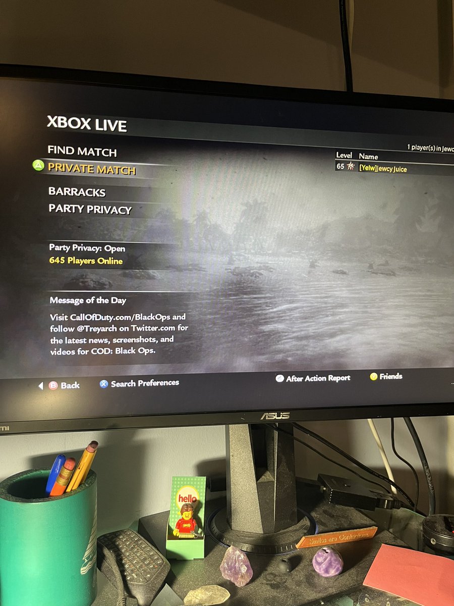 clockoutwalkout's tweet image. message of the day @Treyarch #codwaw