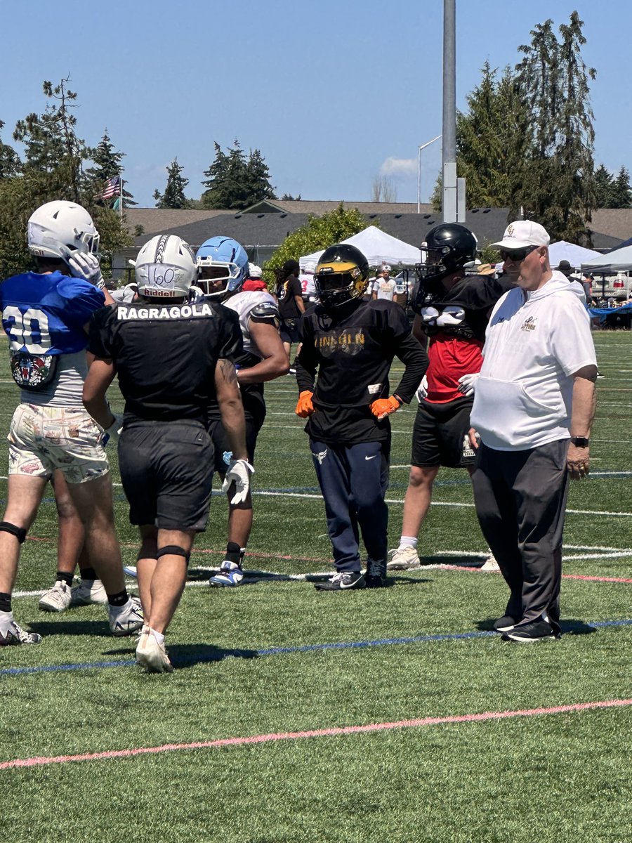 DomiErvin23's tweet photo. Had a great experience and thankful for the opportunity to show my talents at the @PLUFootball showcase this morning! https://t.co/Vj6JF09hsH
