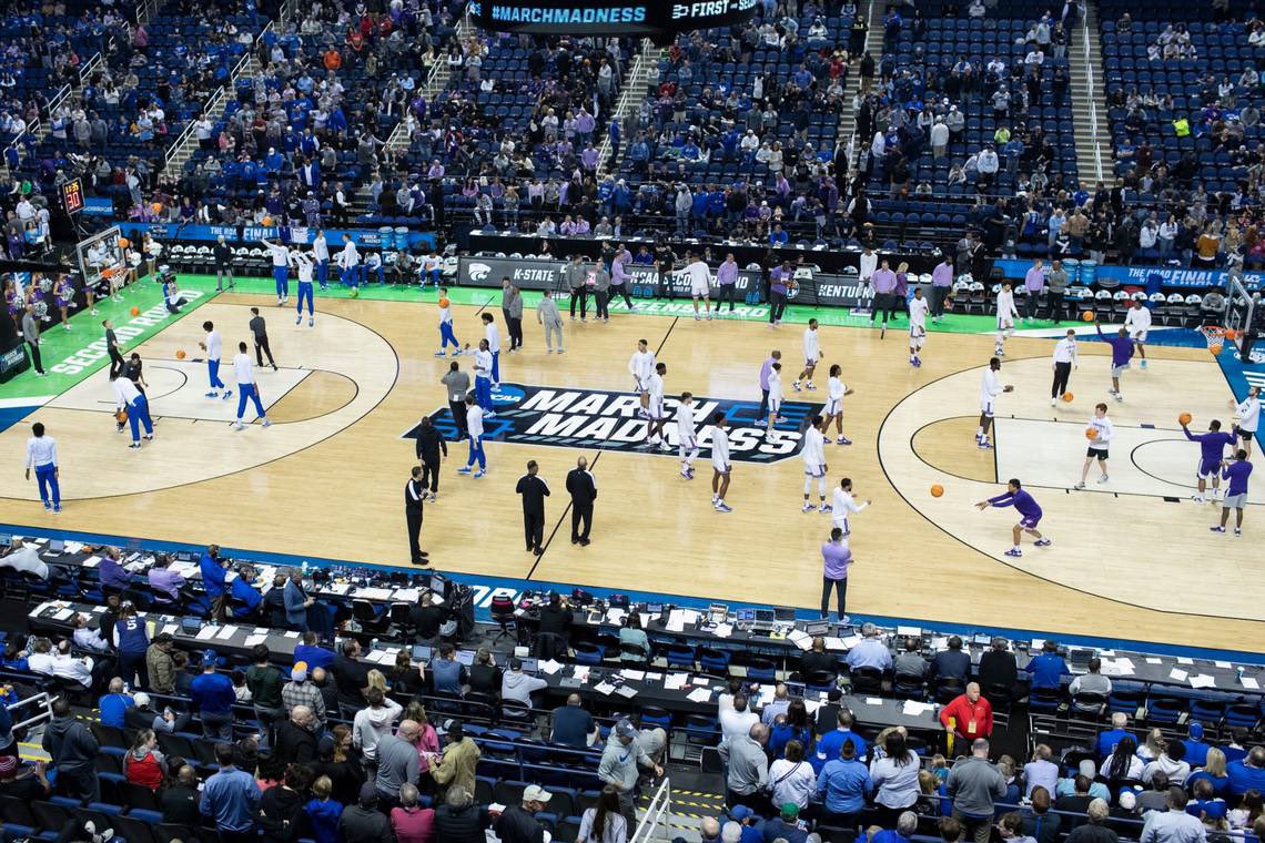 Hoops Exposure tweet media