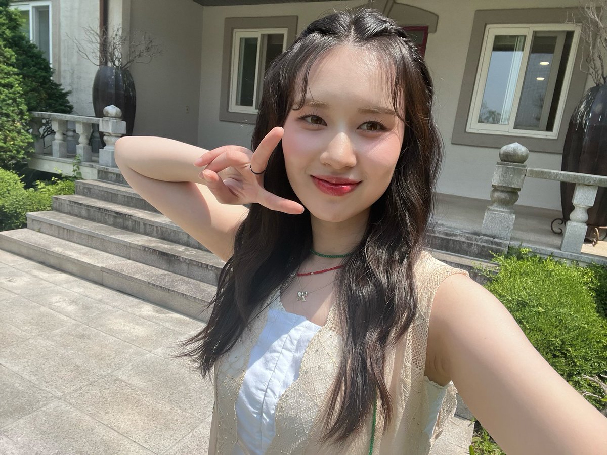 WekiMeki 위키미키 tweet media