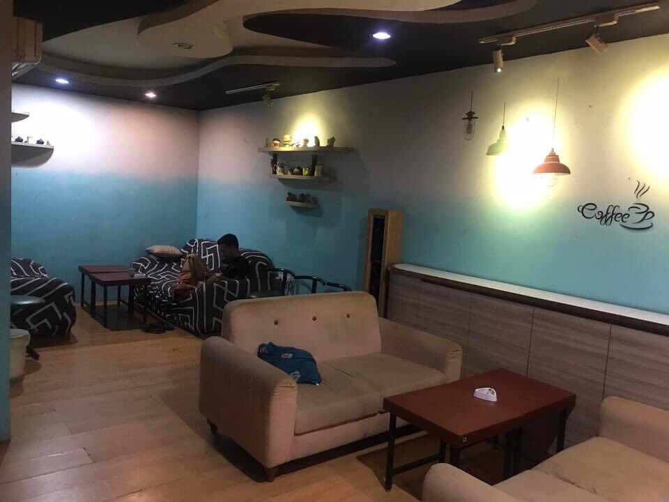 Rockepo's tweet photo. Di cari tenant untuk kuliner/non kuliner, lokasi di jln karapitan no 86D, cocok untuk sate/bakso/surabi/bandros/pukis/ayam geprek/angkringan. Parkir luas, lesehan,free wifi, sekitar banyak kantor/bengkel/kampus unla, unpas. https://t.co/CGMTG82q7A