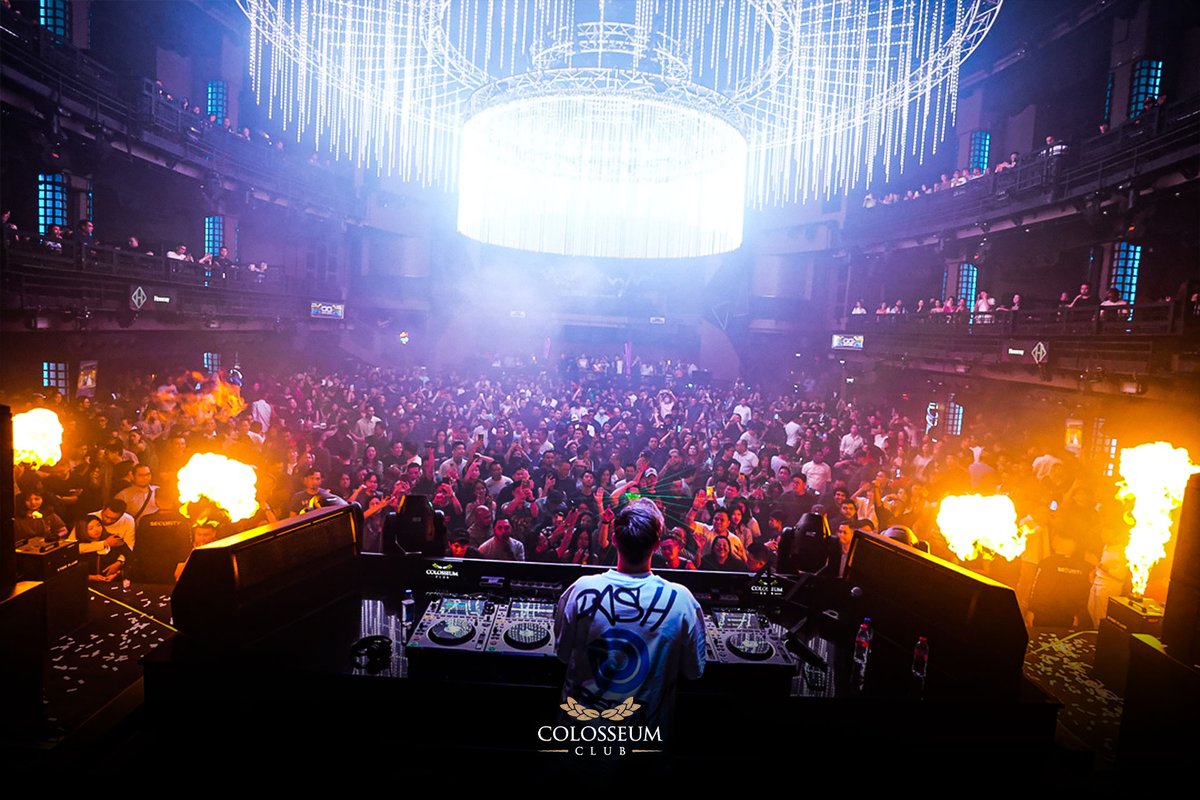 ColosseumJKT's tweet photo. @dashberlin arrives tomorrow night.

Ready for madness reloaded under the chandelier?

💻 https://t.co/X58IIhXcSp
☎️ 082270001001

#ColosseumJKT #Tranceformation #DashBerlinxColosseumJKT https://t.co/ahvFoXF8wE