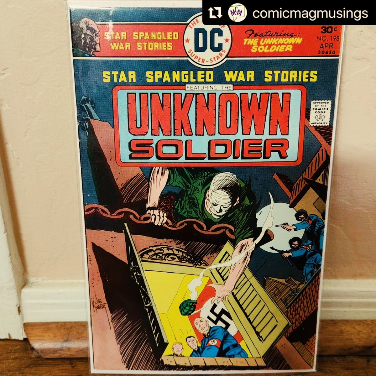 AdamKubert's tweet photo. Every cover dad drew was a lesson in storytelling ✍️
#Repost @comicmagmusings
#warcomicswednesday with Star Spangled War Stories 198 from 1976 featuring cover art by Joe Kubert.
#comic #bronzeagecomics #warcomic #starspangledwarstories #dccomics #unknownsoldier #joekubert https://t.co/QLg9SvCJzy